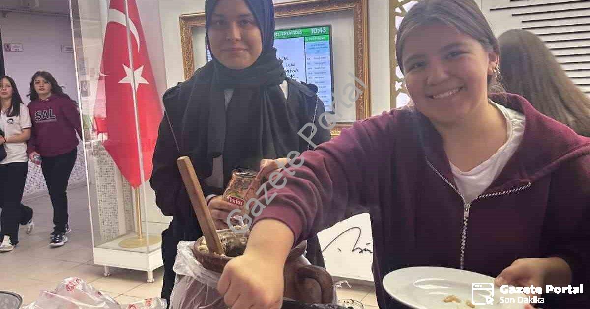 AFYONKARAHİSAR ŞUHUT ANADOLU LİSESİ, ANLAMLI BİR SOSYAL SORUMLULUK PROJESİNE İMZA ATARKEN, OKULDA 'ÇEDES GAZZE İÇİN SEFERBER' TEMALI HAYIR ÇARŞISI DÜZENLENDİ.