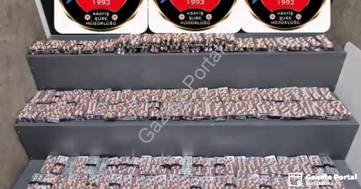 "İzmir'de Yunus Timlerinden Suçlulara Geçit Yok: Haftalık Bilanço" başlıklı haber için fotorealistik