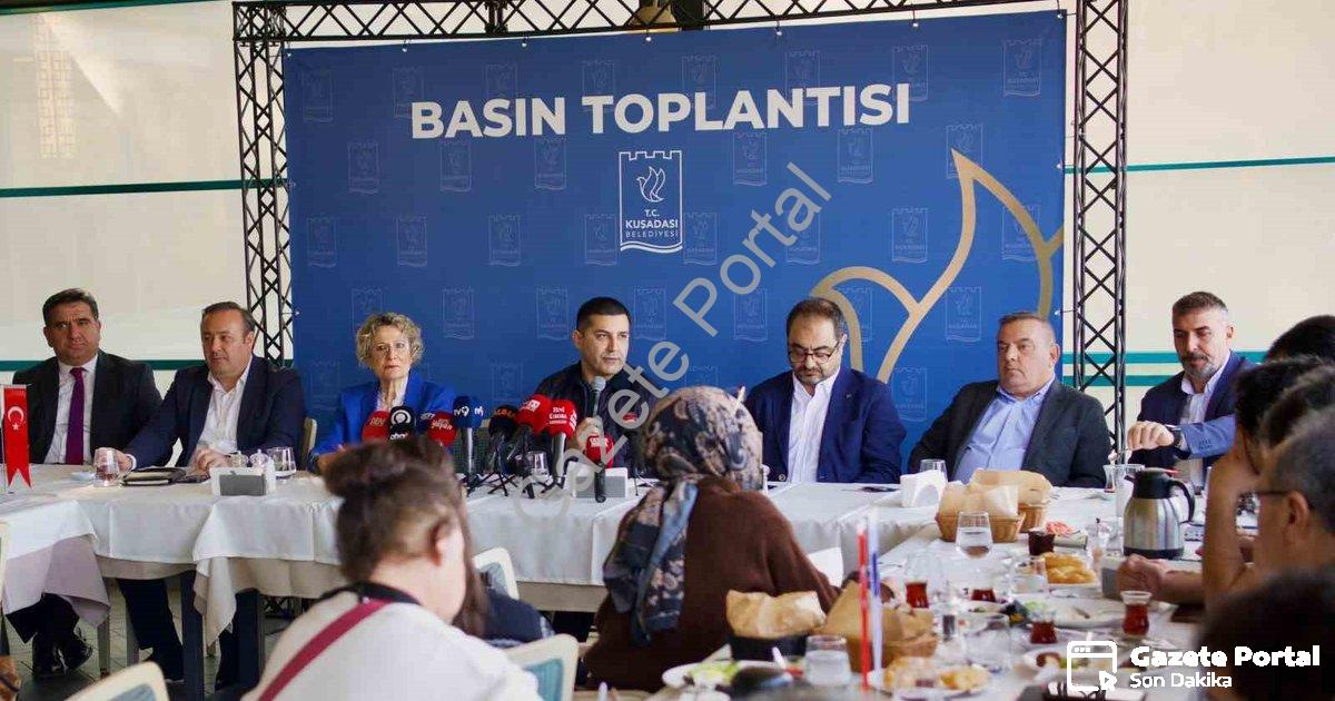 "Başkan Günel'den Net Mesaj: O Hizmetler Büyükşehir'e Devredilmeli" başlıklı haber için fotorealisti