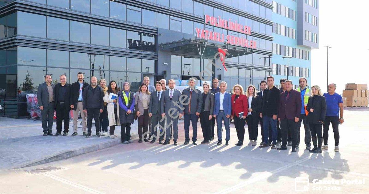 "Aydın Şehir Hastanesi Açılışa Gün Sayıyor: Dev Projede Son Durum" başlıklı haber için fotorealistik