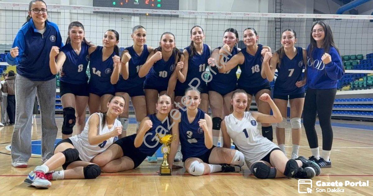 "Kütahya Belediyespor Genç Kız Voleybol Takımı Zaferle Taçlandı" başlıklı haber için fotorealistik,