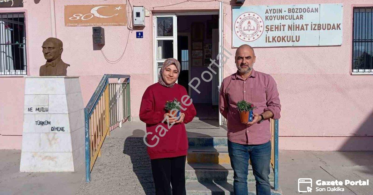 "Bozdoğan Belediyesi'nden Öğretmenlere Anlamlı Karanfil Hediyesi" başlıklı haber için fotorealistik,