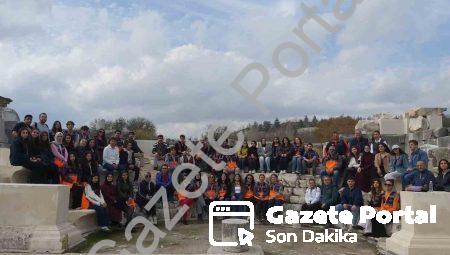 AFAD gönüllüleri Stratonikeia’da tarihle buluştu