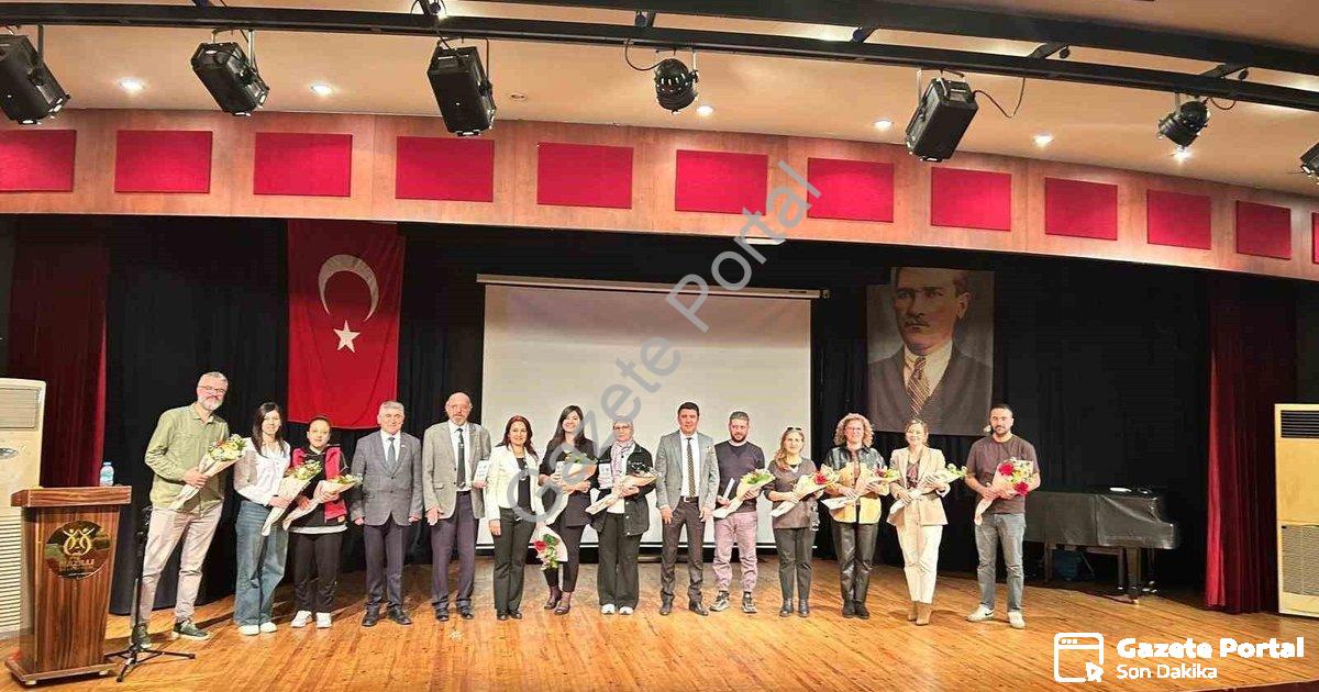 "Nazilli’de Geleceğin Meslekleri Konuşuldu: Tanıtım Programına Büyük İlgi" başlıklı haber için fotor