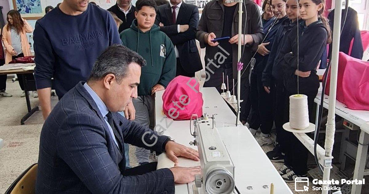 "Sarıgöl Kaymakamı Dalak’tan Renkli Görüntüler: Atölyede Öğrencilerle Buluştu" başlıklı haber için f